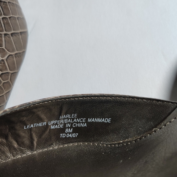 Liz Claiborne Brown Faux Snakeskin Vintage Heels Size 8 - Picture 7 of 9